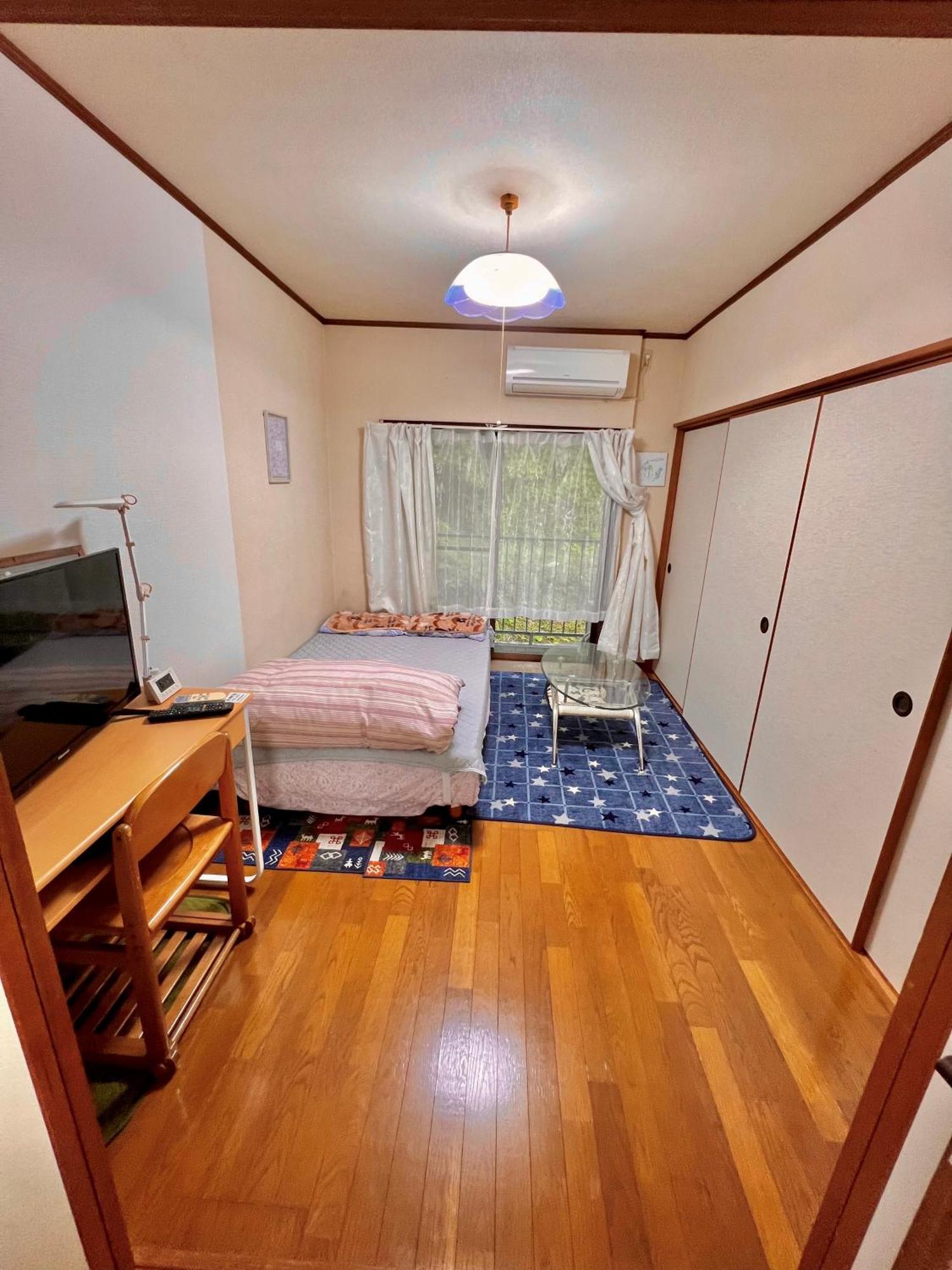 Apartment Shiraha Miyazaki