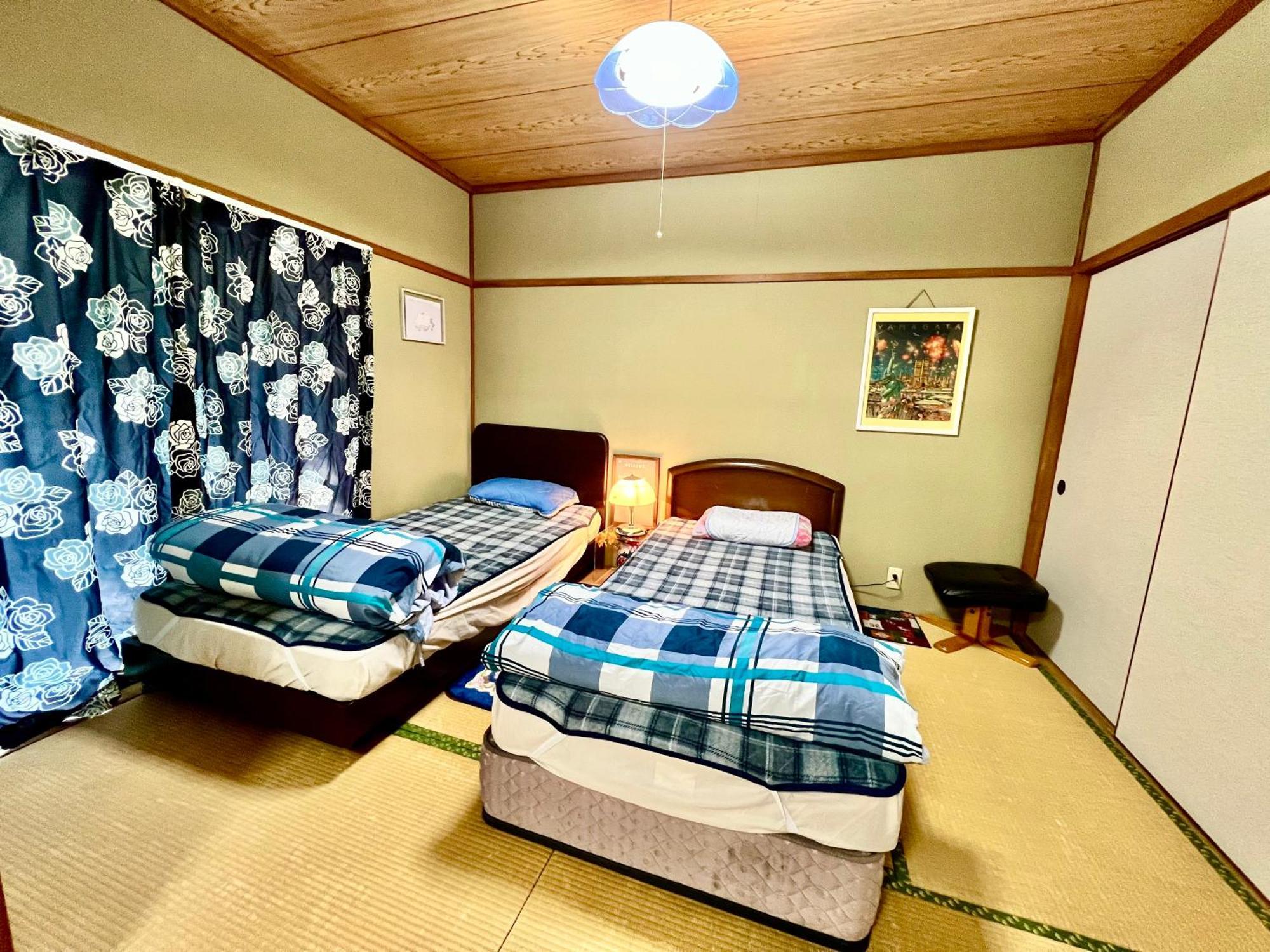 Apartment Shiraha *