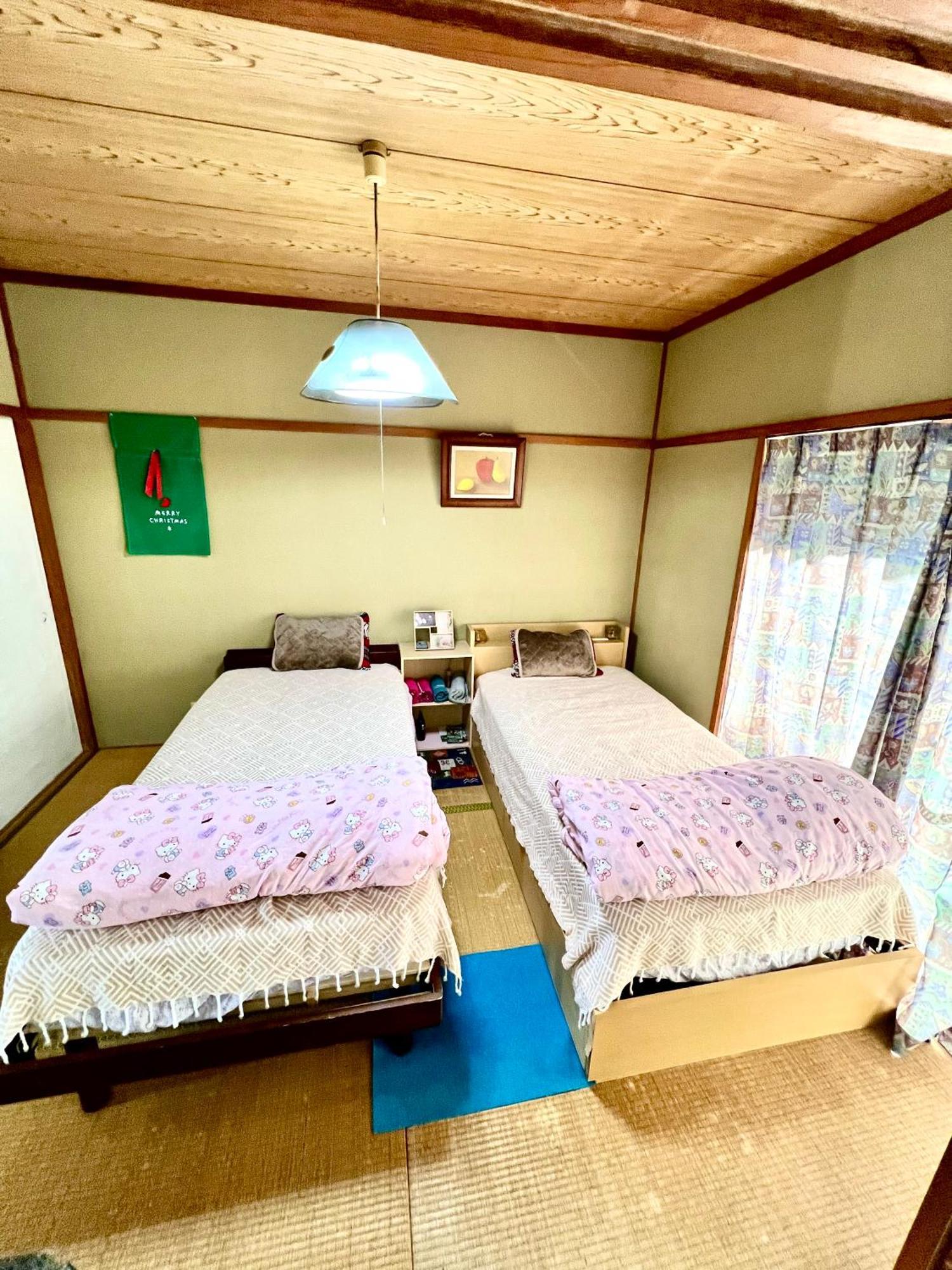 Shiraha Apartment *